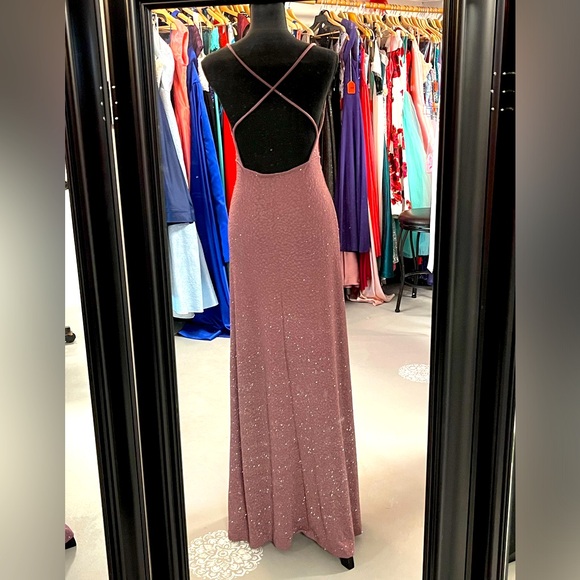 Long dress - Picture 2 of 2